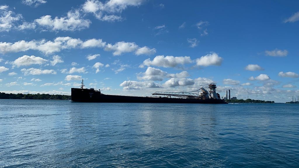 Pathfinder (barge) picture